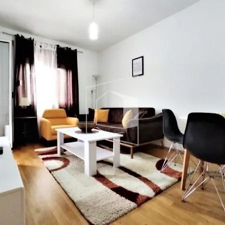 Flat Iva Podgorica